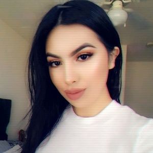 Meet your Posher, Ariana